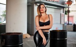 Call Girl In Mayur Vihar Phase 3 ✈9220910337 Delhi