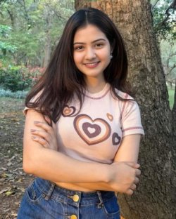 Sexy¹⁸+↬ Call Us 9319816572 ⋙ℂaℓℓ Girls in Noida GENIUE ESCORT SERVICE