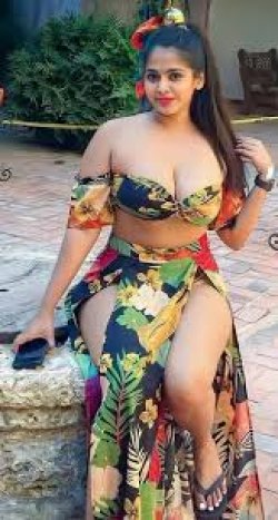 Top Call Girls in Jasola Delhi ⬇️ 99582-77782 ⬇️ Female Escorts Service