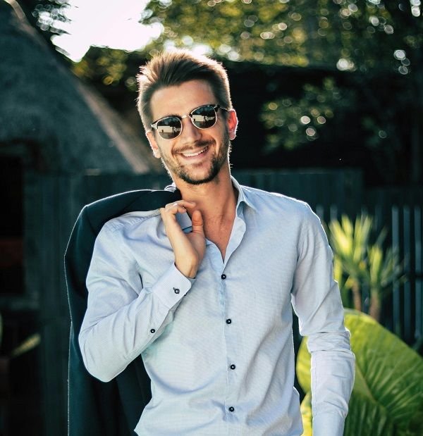 Dominicelliott